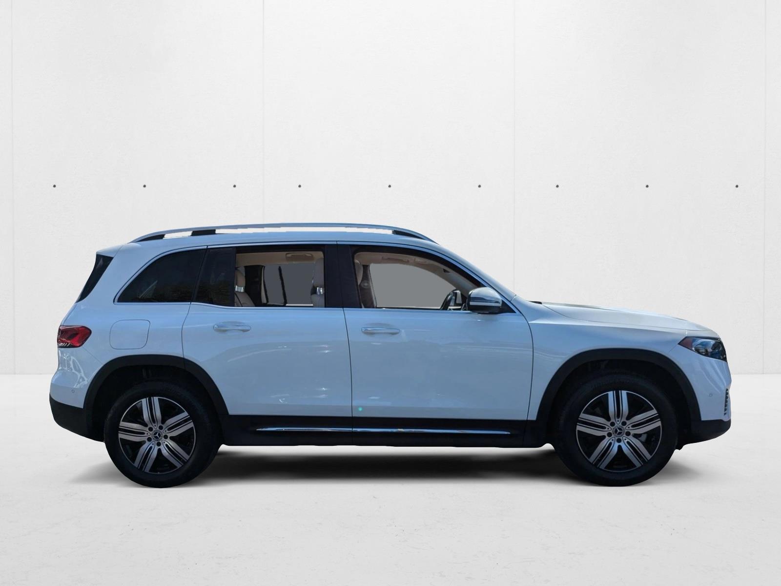 2023 Mercedes Benz EQB 250+ photo 4
