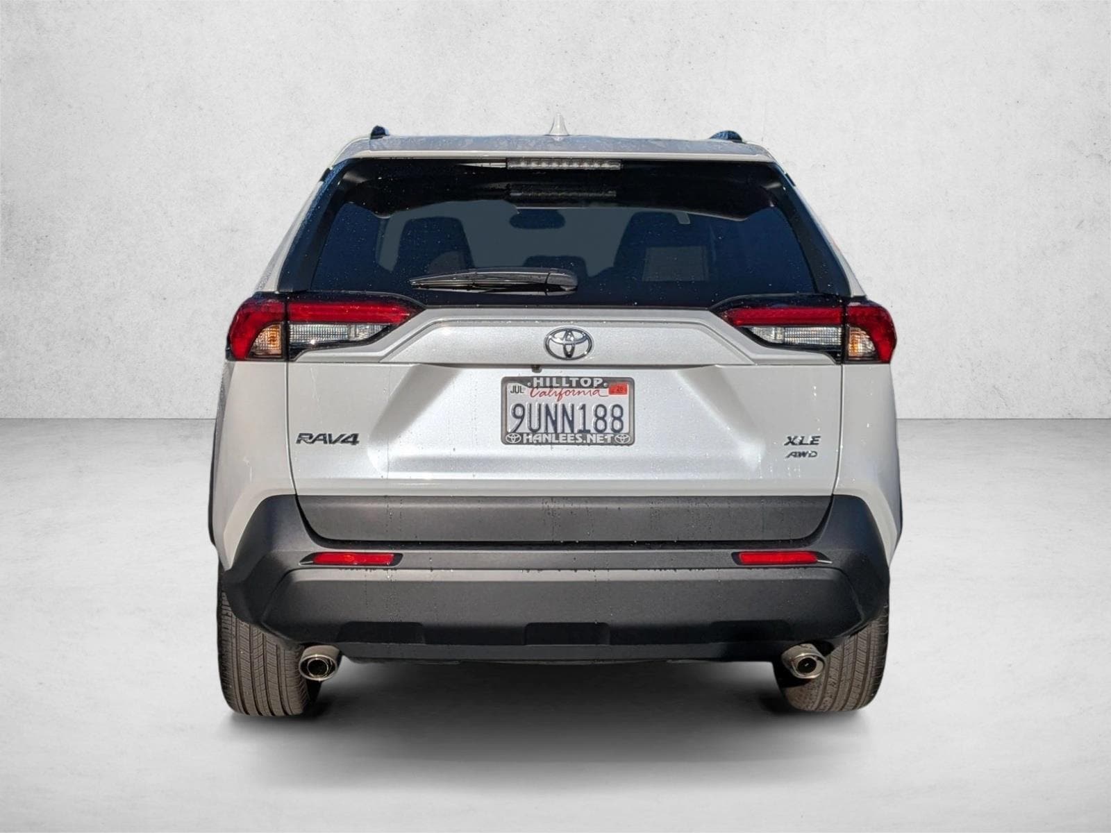 2025 Toyota RAV4 XLE Premium photo 6