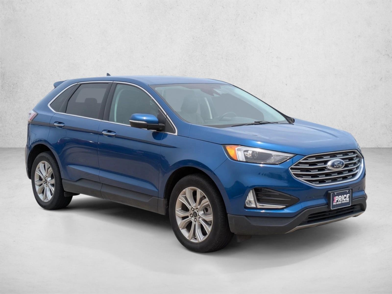 2024 Ford Edge Titanium photo 3