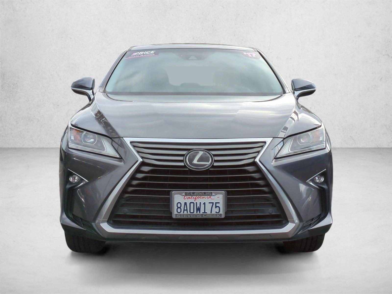 2017 Lexus RX photo 2
