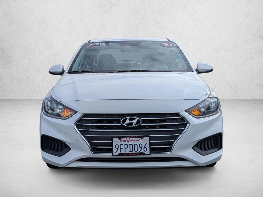 Used 2021 Hyundai Accent SE Sedan