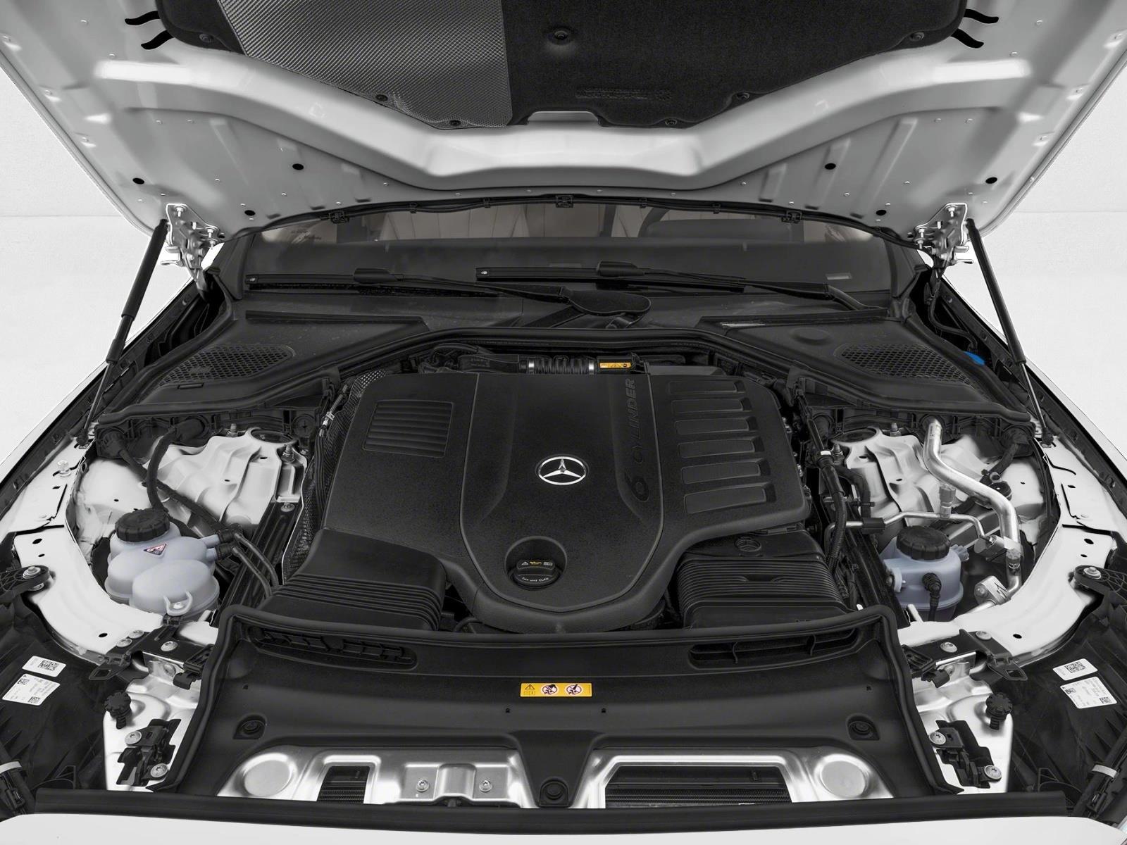 2026 Mercedes-Benz E-Class E450 - Photo 8