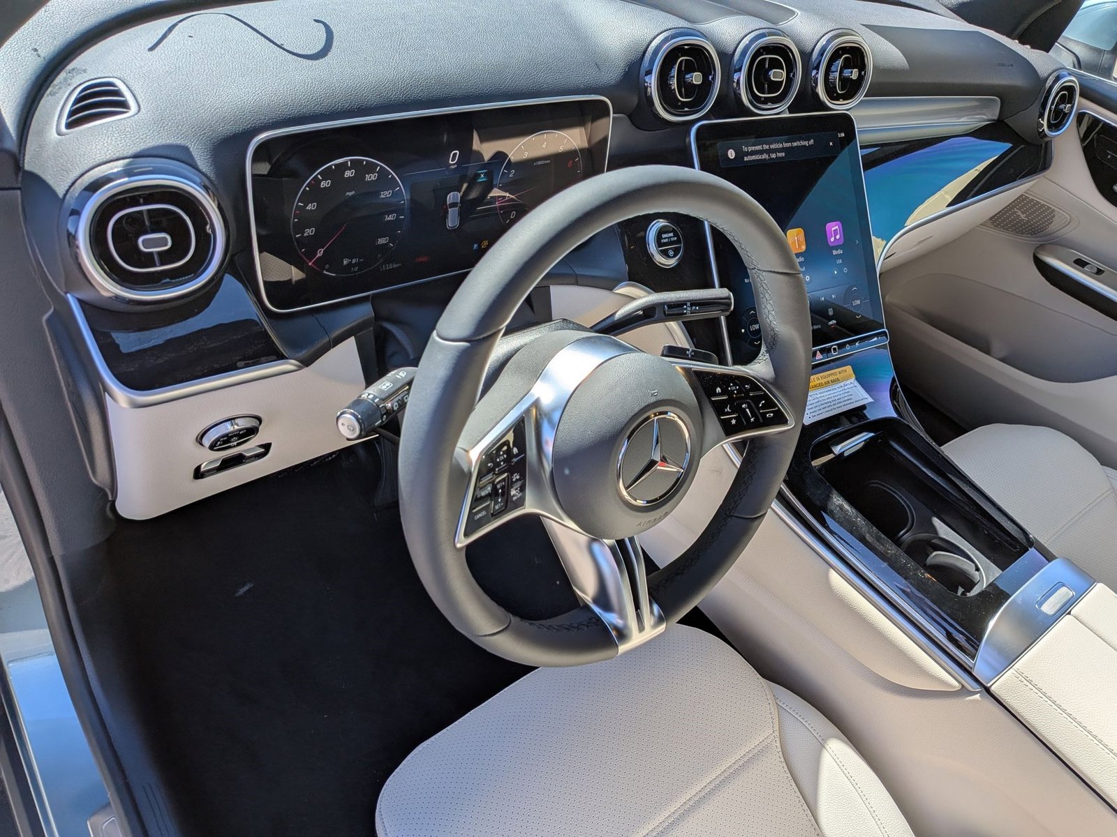 2026 Mercedes-Benz GLC GLC 300 SUV photo 3