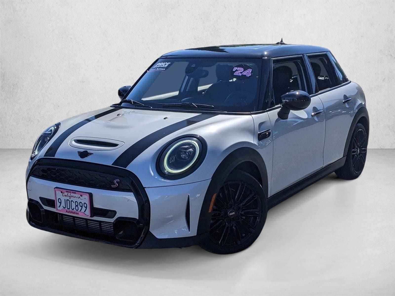 2024 MINI Hardtop 4 Door