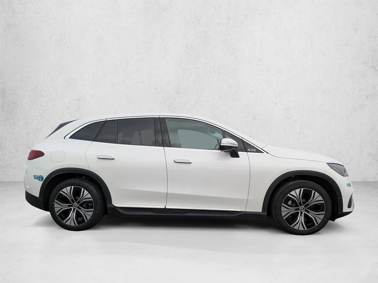 2024 Mercedes Benz EQE SUV 350 photo 4