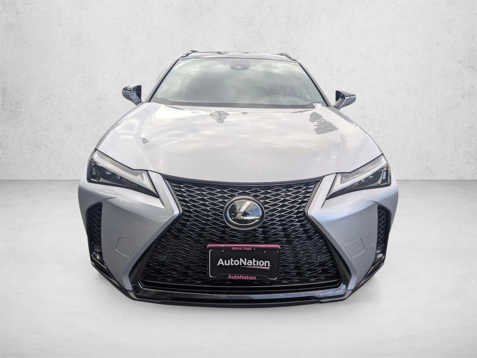 2024 Lexus UX 250h F SPORT Design photo 2