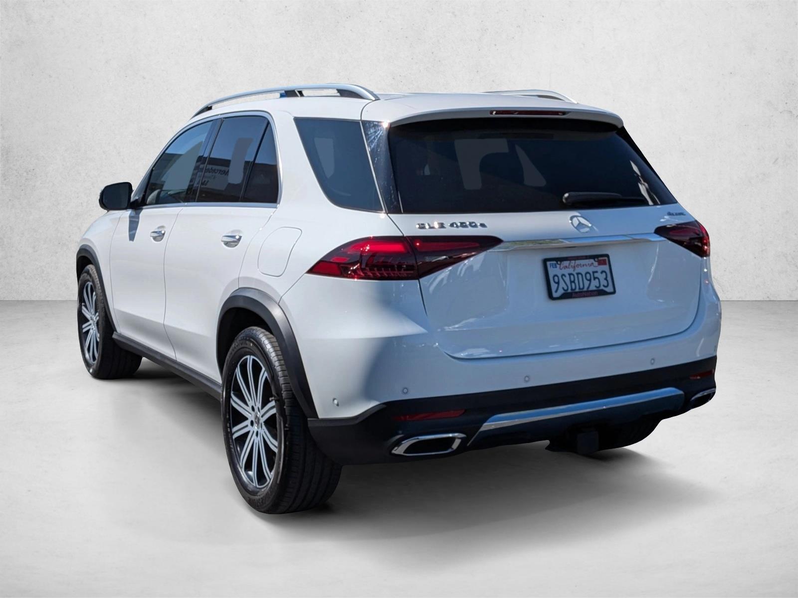 2025 Mercedes-Benz GLE 4MATIC photo 3