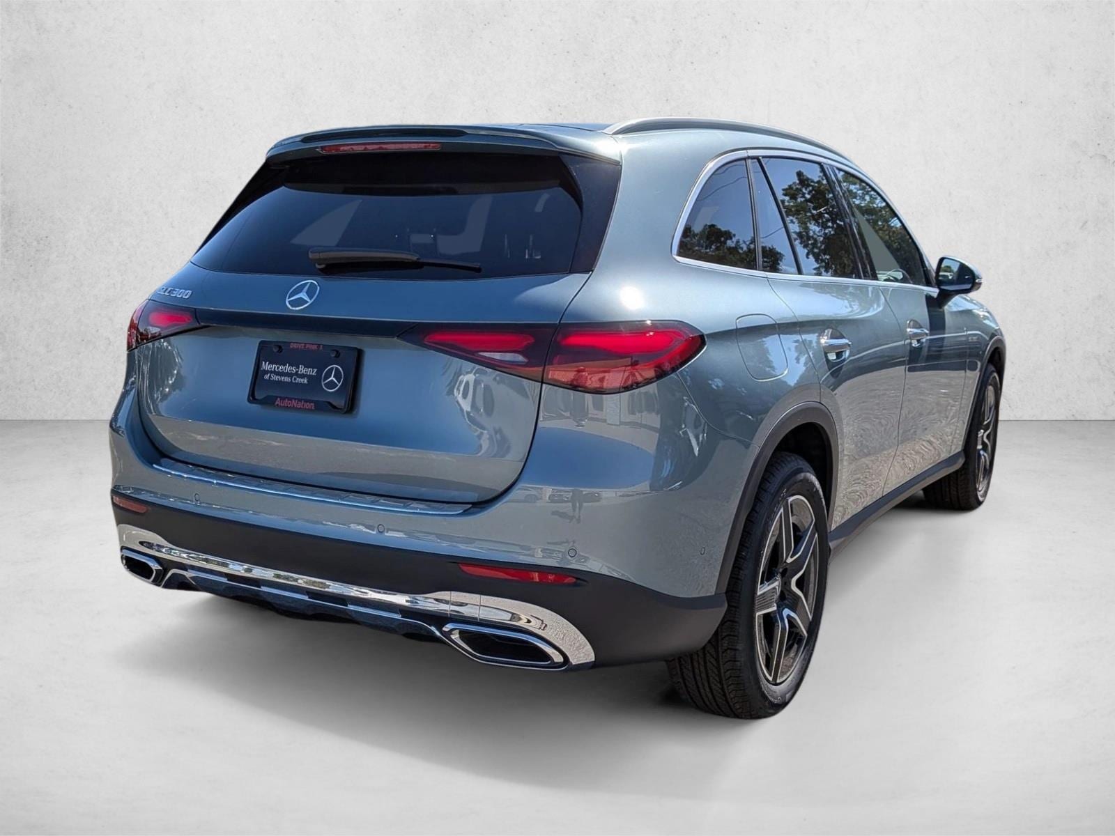 2026 Mercedes-Benz GLC GLC 300 SUV photo 2