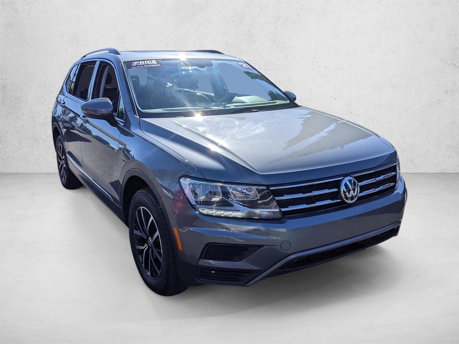 2021 Volkswagen Tiguan SE photo 3
