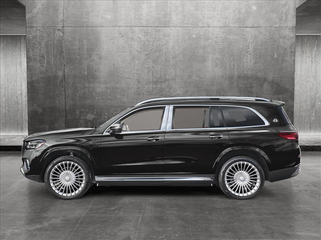 2025 Mercedes Benz GLS Maybach 600 4MATIC photo 3