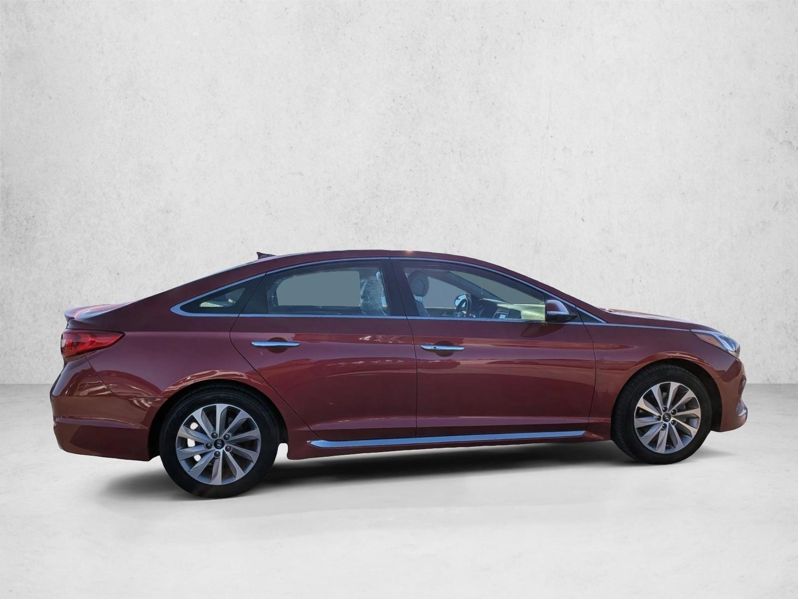 2017 Hyundai Sonata Sport w/PZEV photo 4