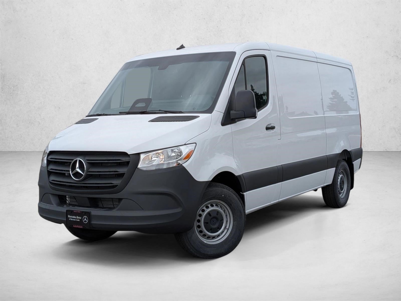 2025 Mercedes-Benz Sprinter Cargo Van Base's photo