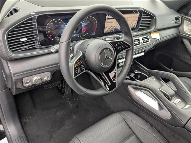 2025 Mercedes Benz GLE 580 photo 3