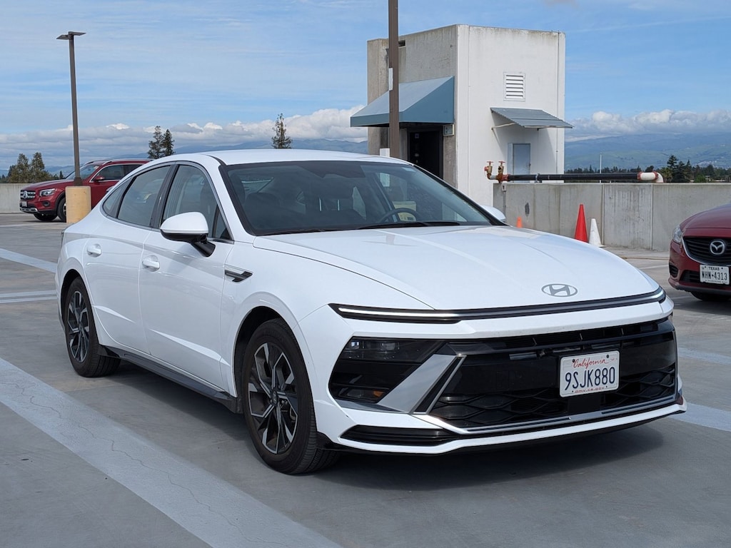 Used 2025 Hyundai Sonata SEL Sedan