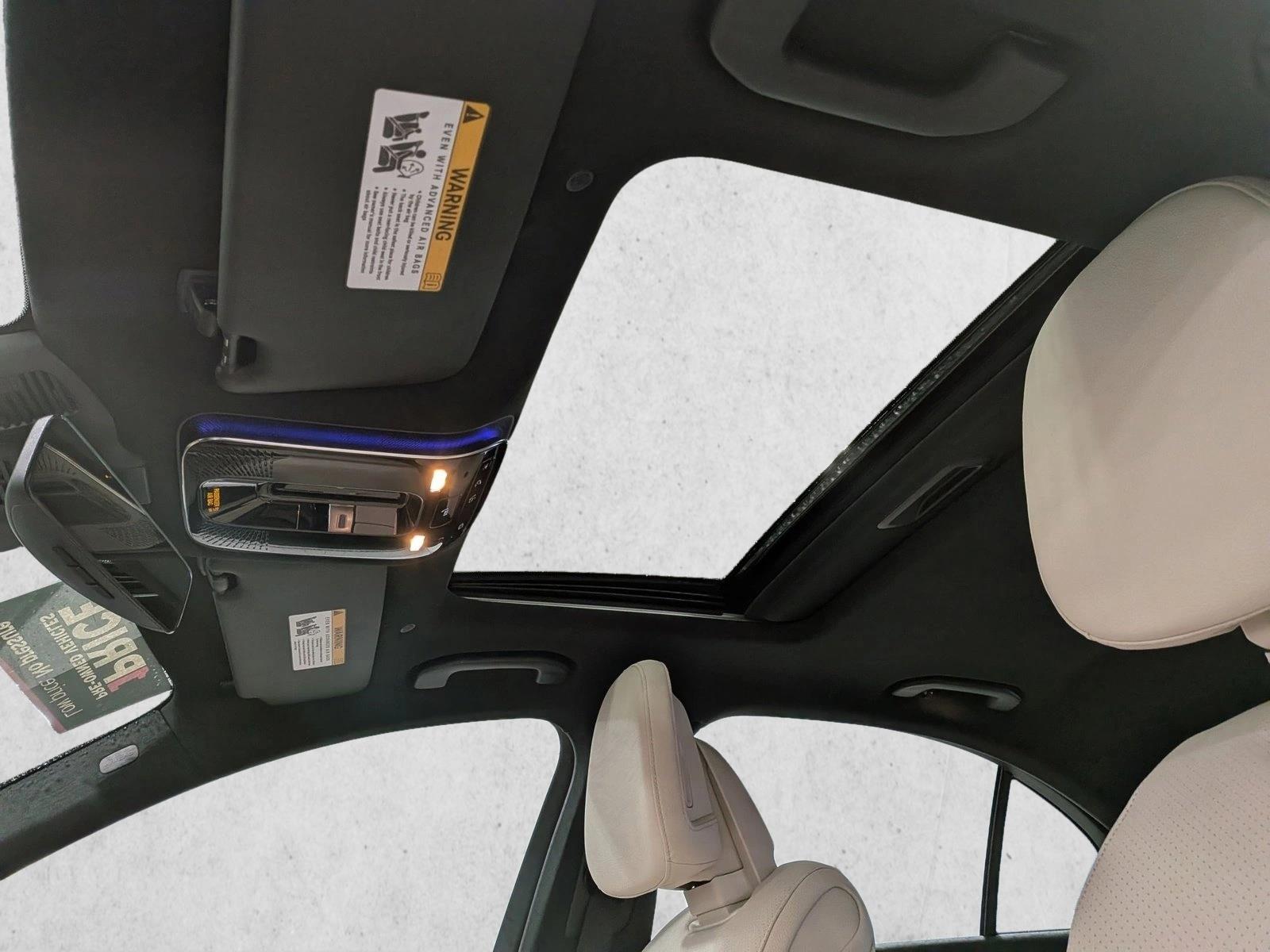 2025 Mercedes-Benz C-Class Sedan C 300 - Photo 15