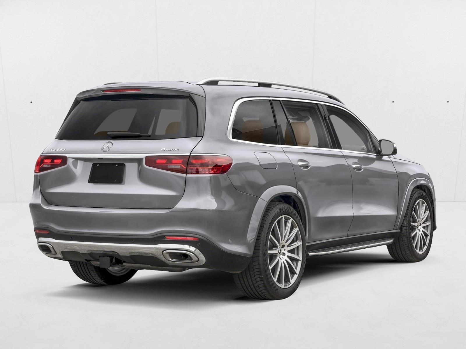 2026 Mercedes Benz GLS 580 4MATIC photo 2