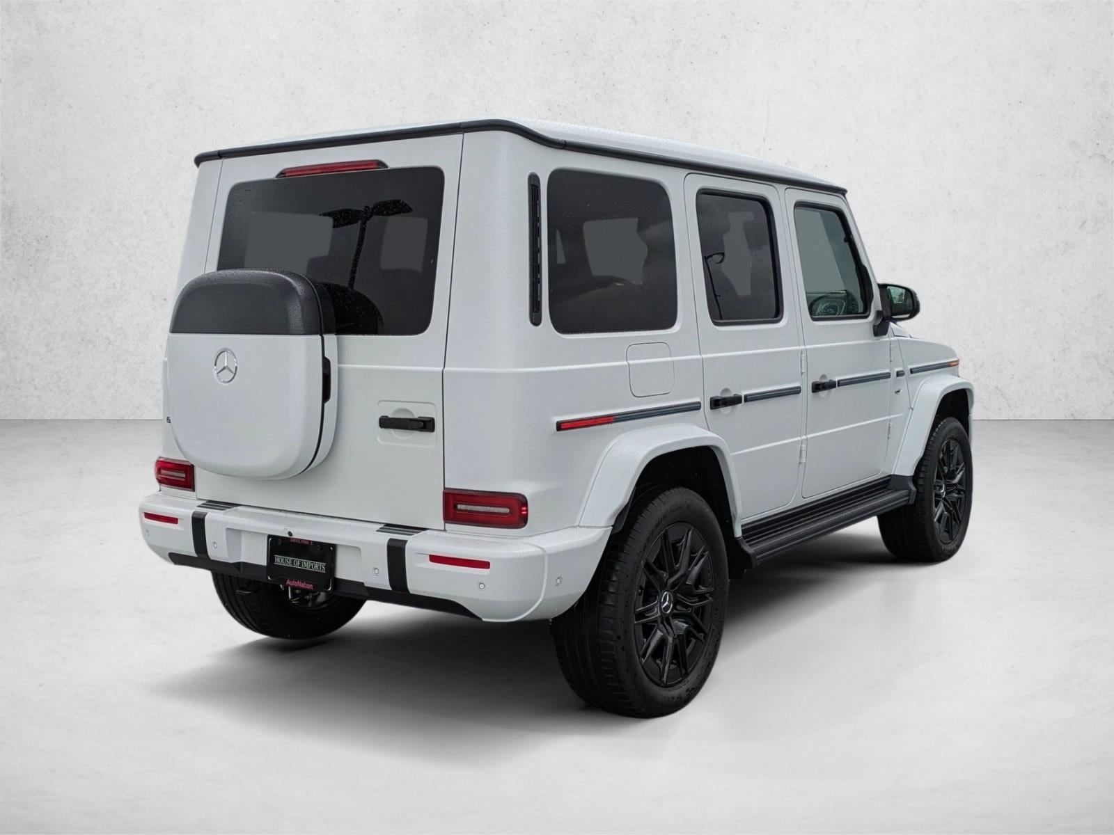 2025 Mercedes-Benz G-Class G580 - Photo 2