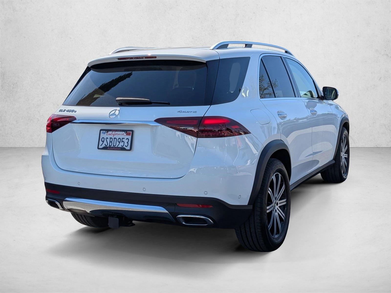 2025 Mercedes-Benz GLE 4MATIC photo 4