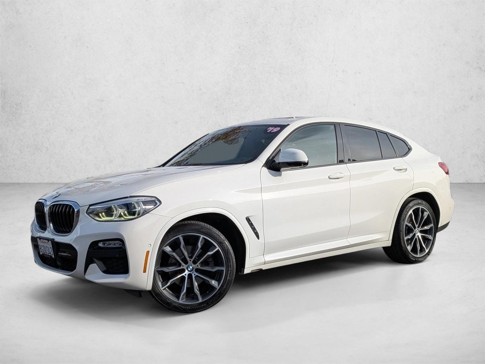 2019 BMW X4 xDrive30i's photo