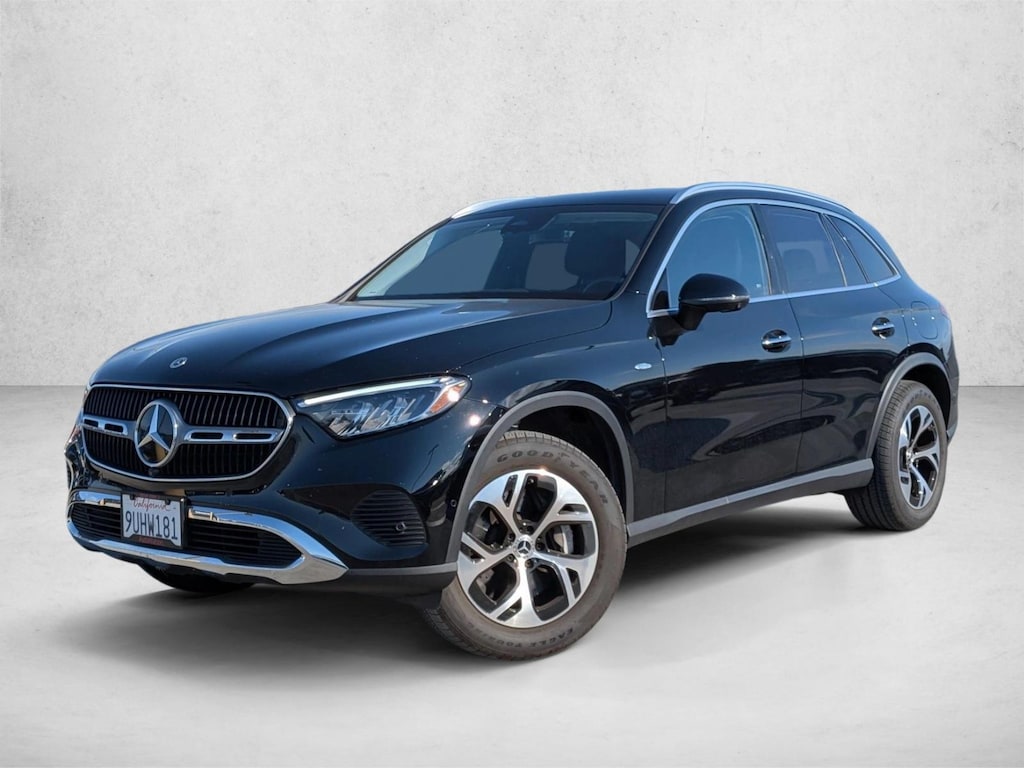 Used 2025 Mercedes-Benz GLC 4MATIC SUV
