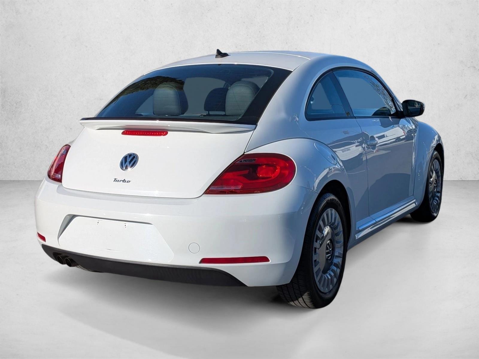 2016 Volkswagen Beetle Coupe 1.8T SE Automatic PZEV photo 5