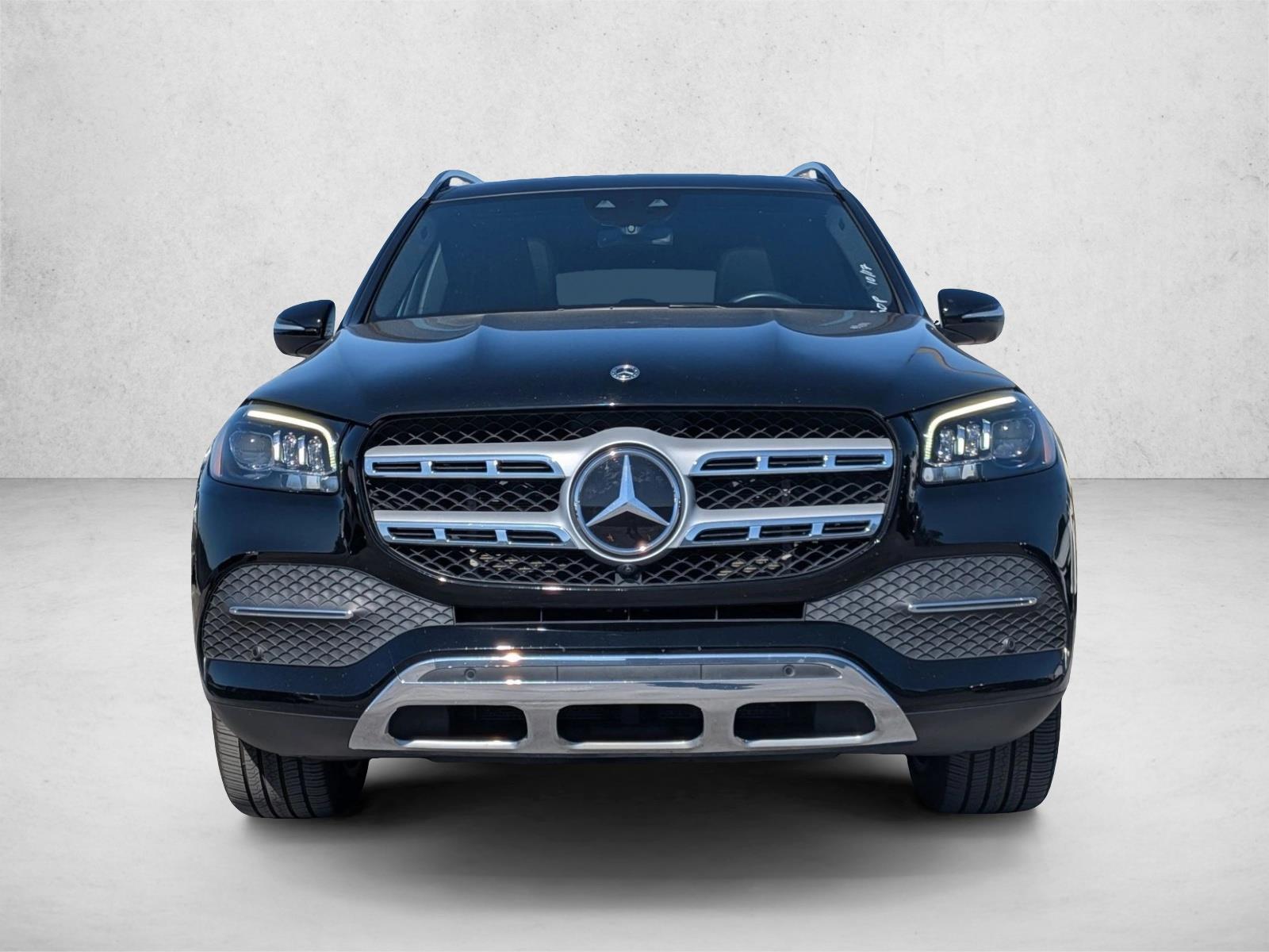 2022 Mercedes Benz GLS 450 4MATIC photo 2