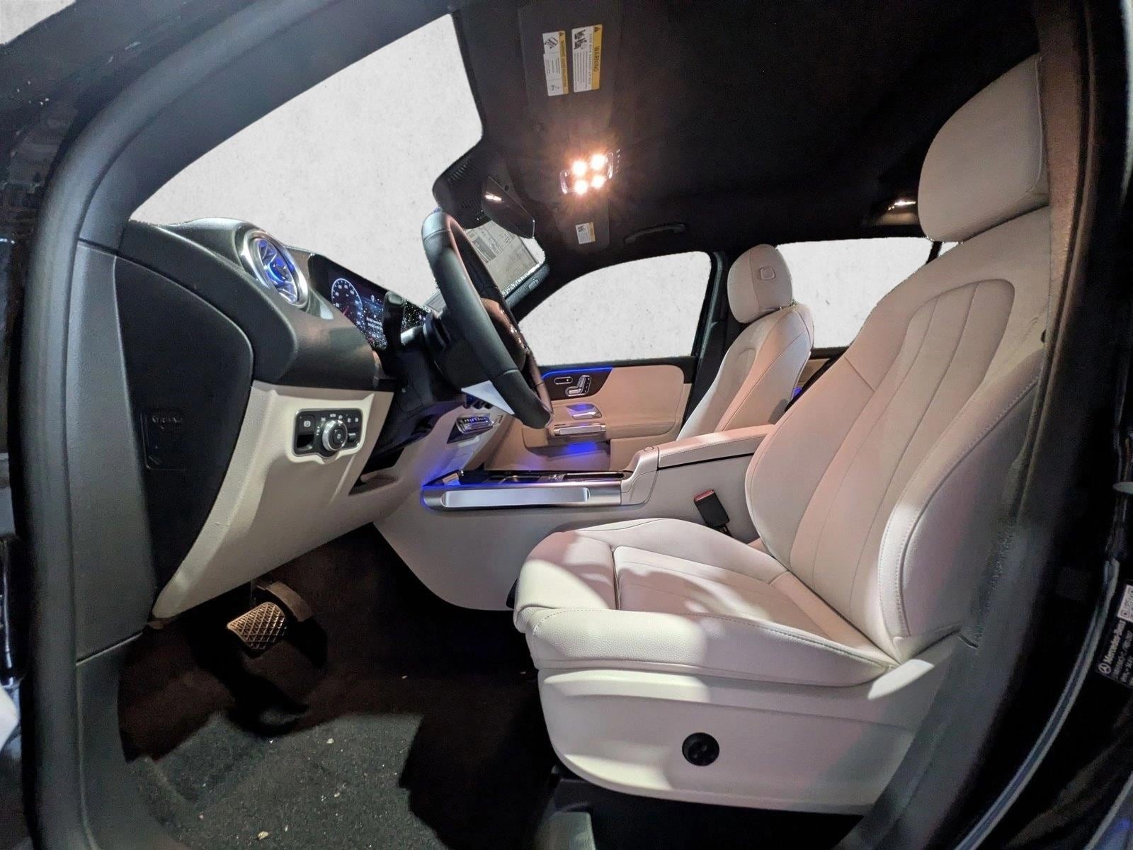 2026 Mercedes-Benz GLB 4MATIC photo 4