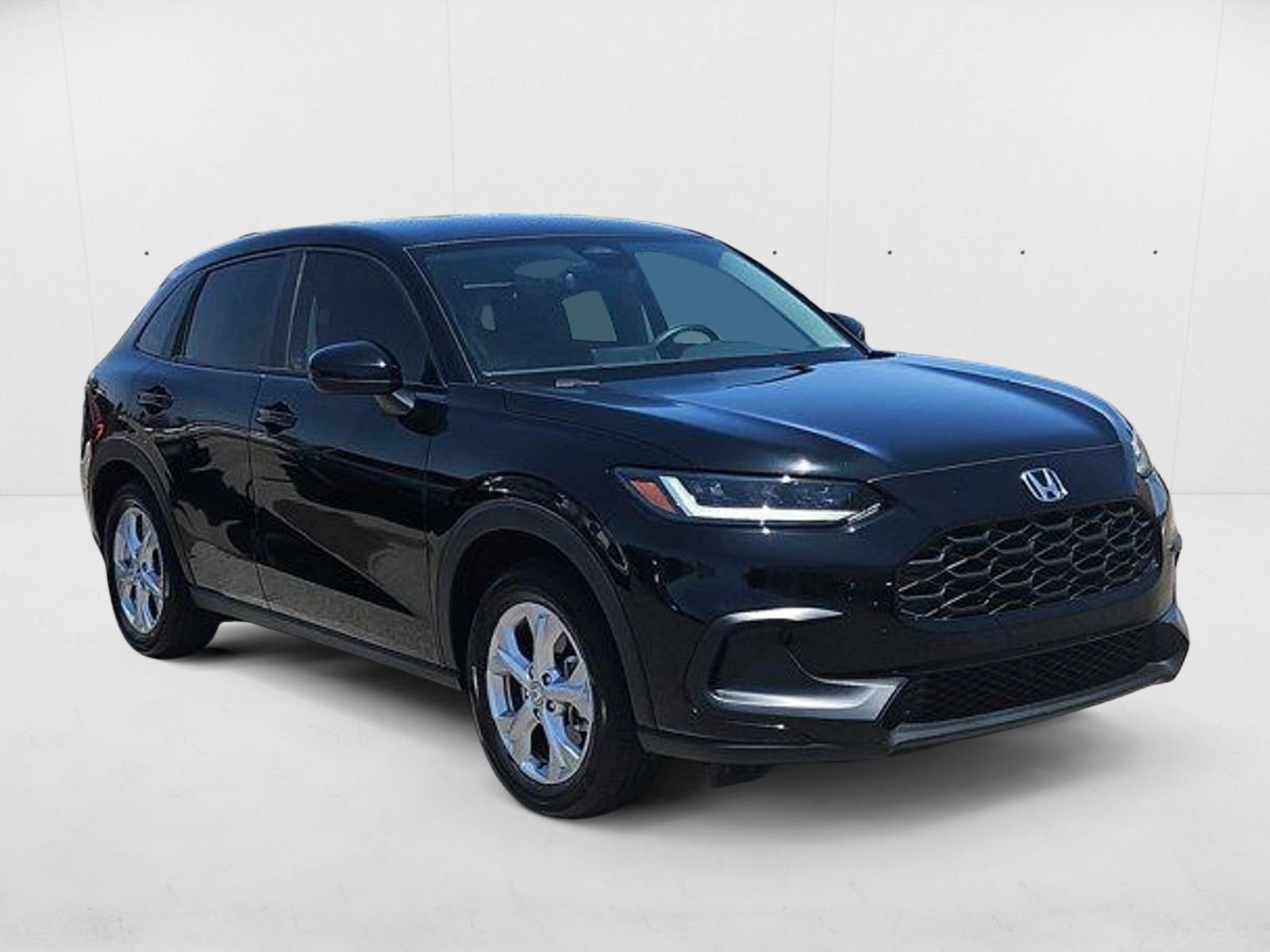 2025 Honda HR-V LX photo 3