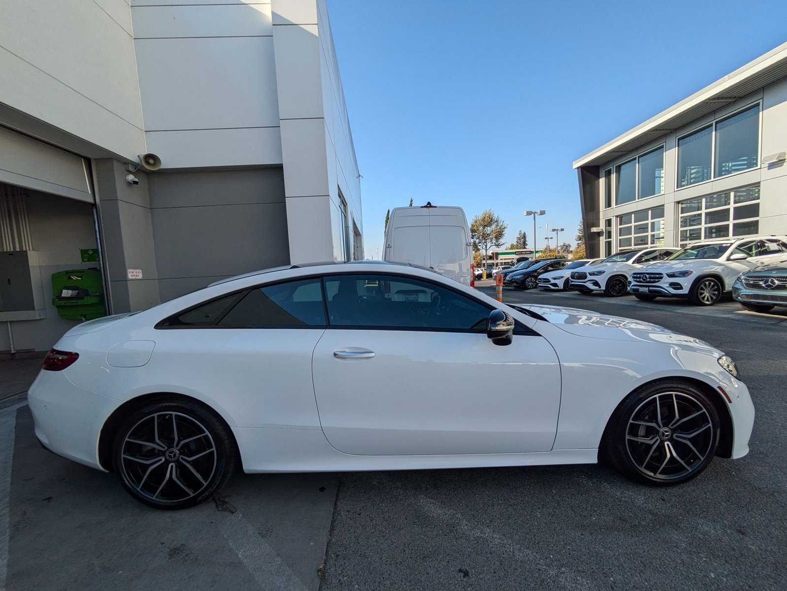 2022 Mercedes Benz E 450 Coupe photo 4