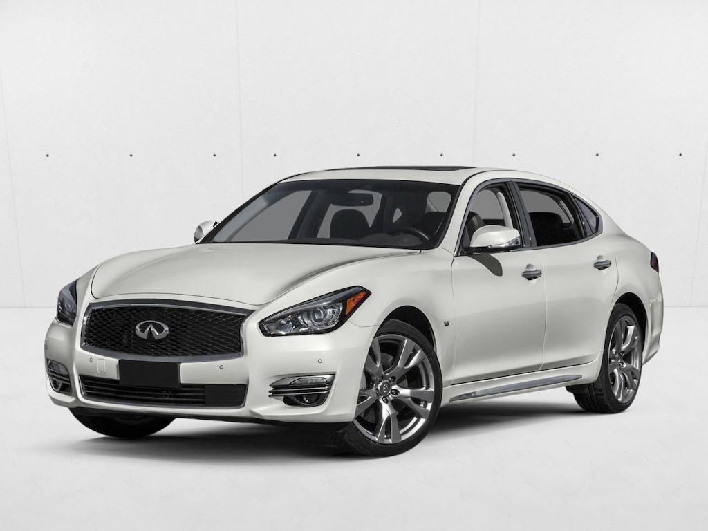 Used 2016 INFINITI Q70L 5.6X Sedan