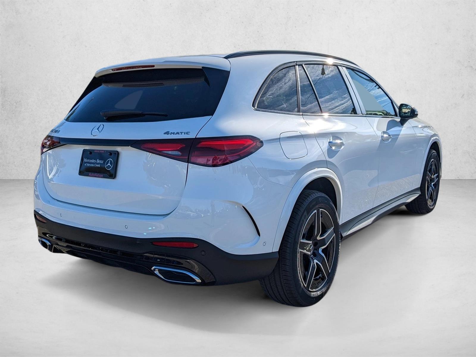 2025 Mercedes Benz GLC 300 4MATIC photo 2