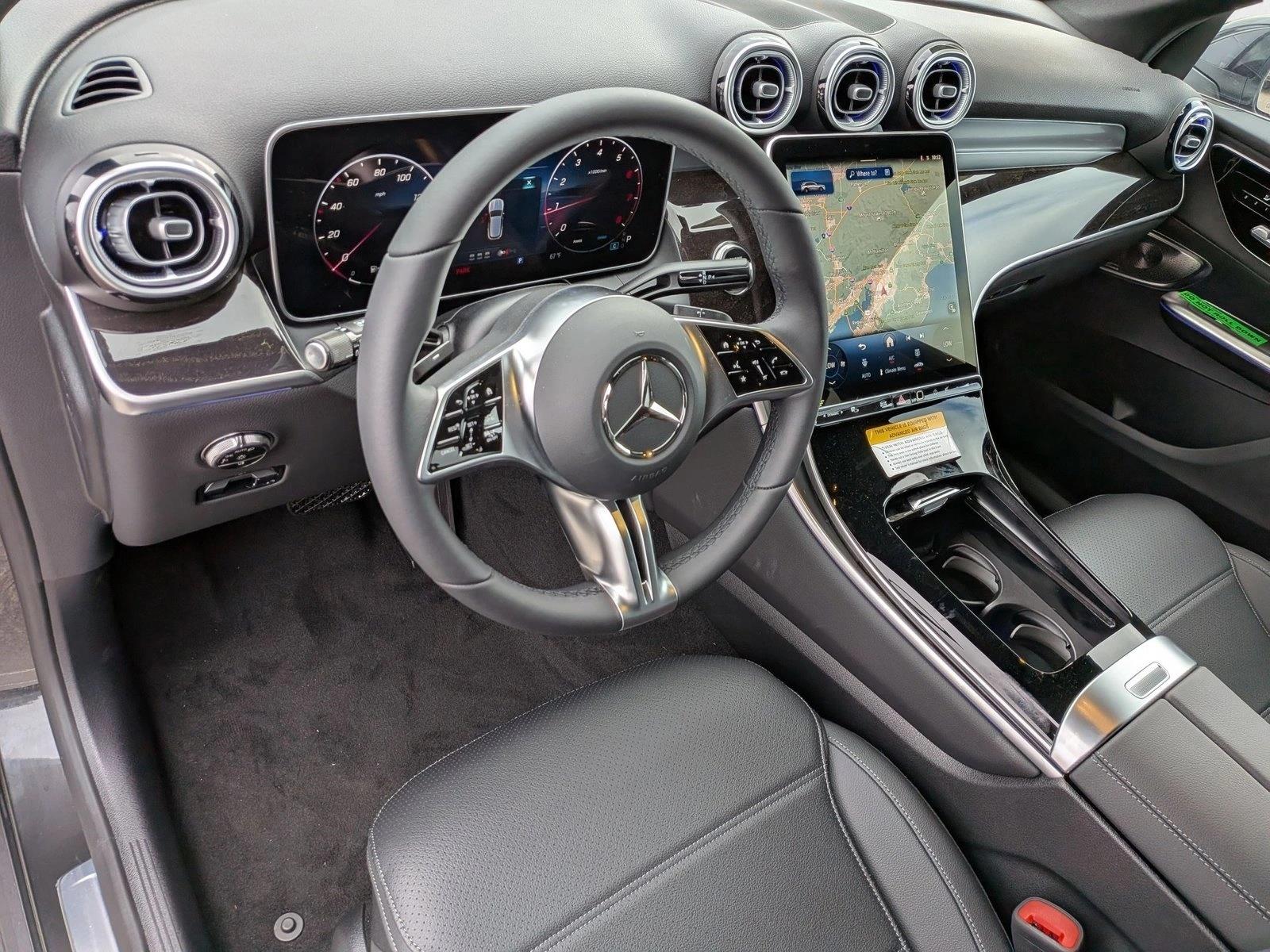 2026 Mercedes-Benz GLC GLC 300 SUV photo 3