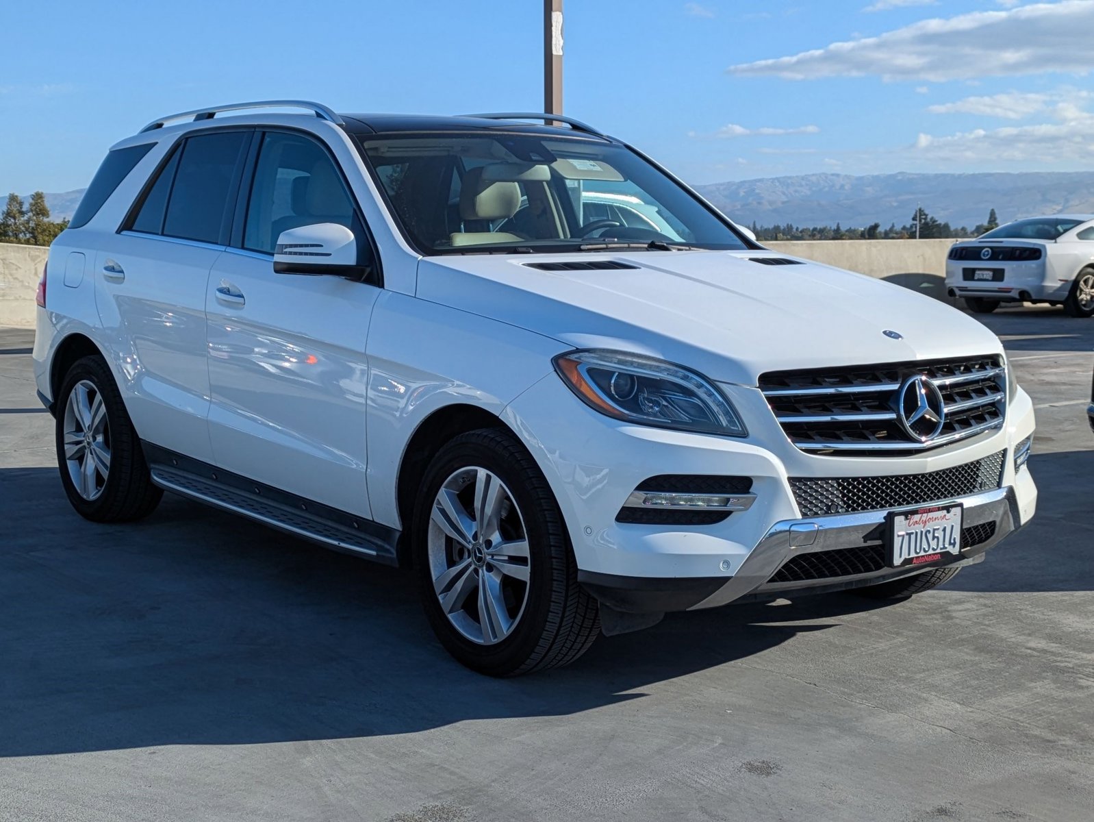 2014 Mercedes Benz ML 350 photo 3