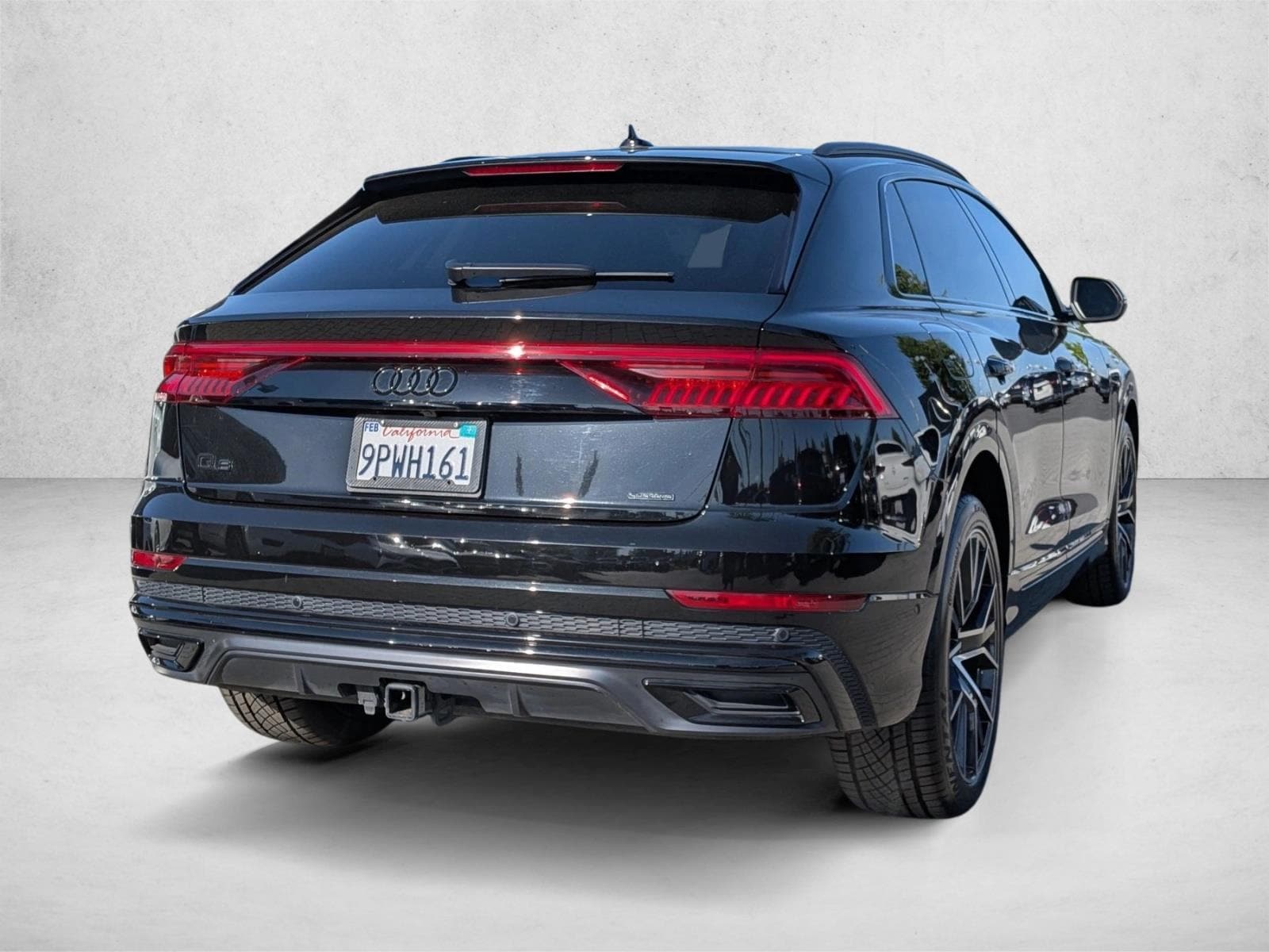 2022 Audi Q8 55 Premium photo 4