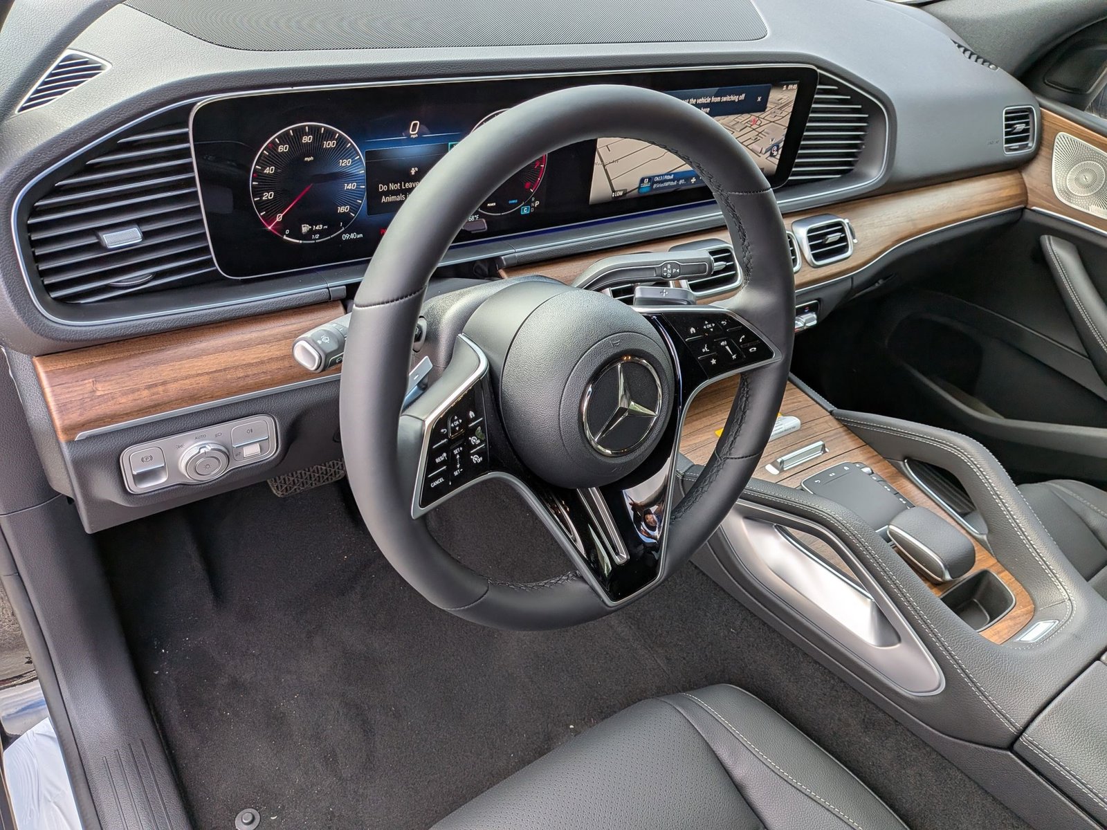 2026 Mercedes-Benz GLE 4MATIC photo 3