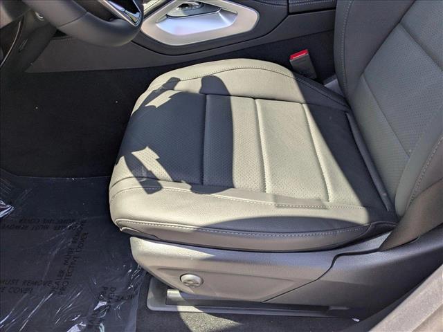 2025 Mercedes Benz GLE 350 4MATIC photo 4