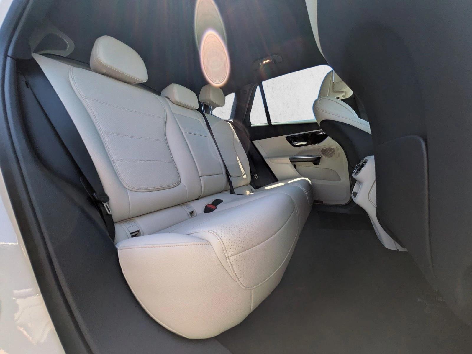 2026 Mercedes-Benz GLC Base - Photo 18