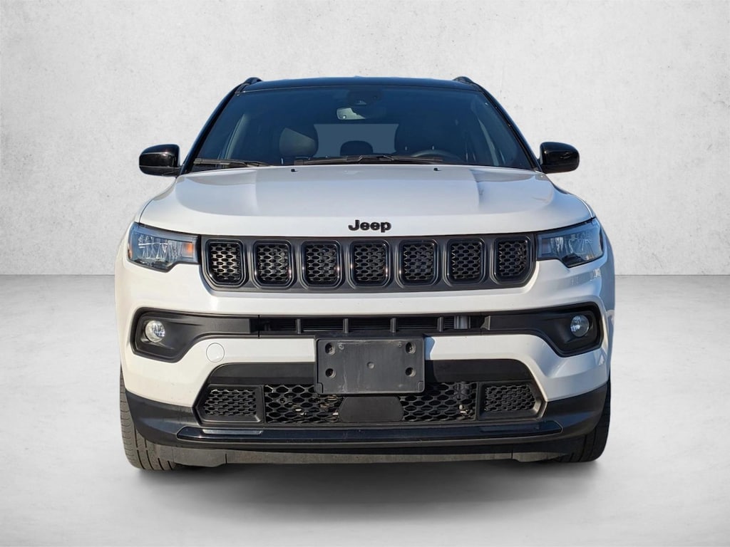 Used 2023 Jeep Compass Latitude SUV