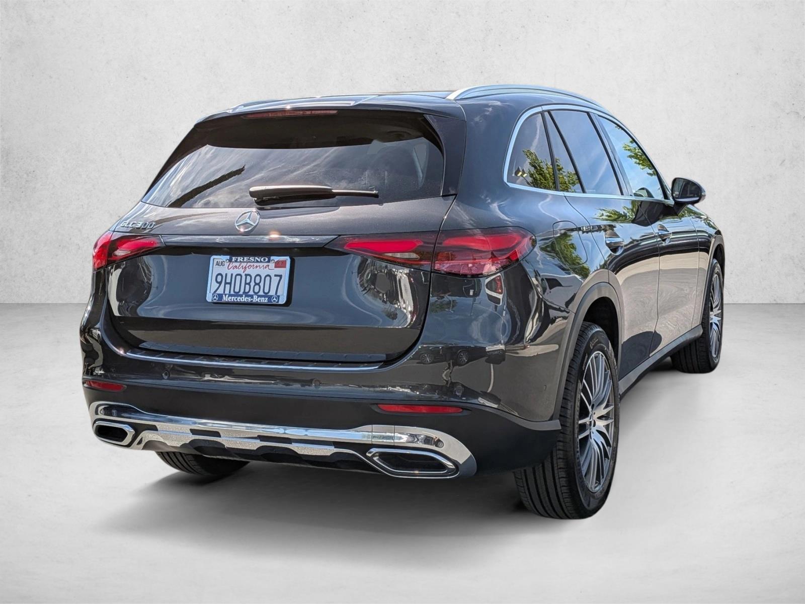 2023 Mercedes-Benz GLC photo 4