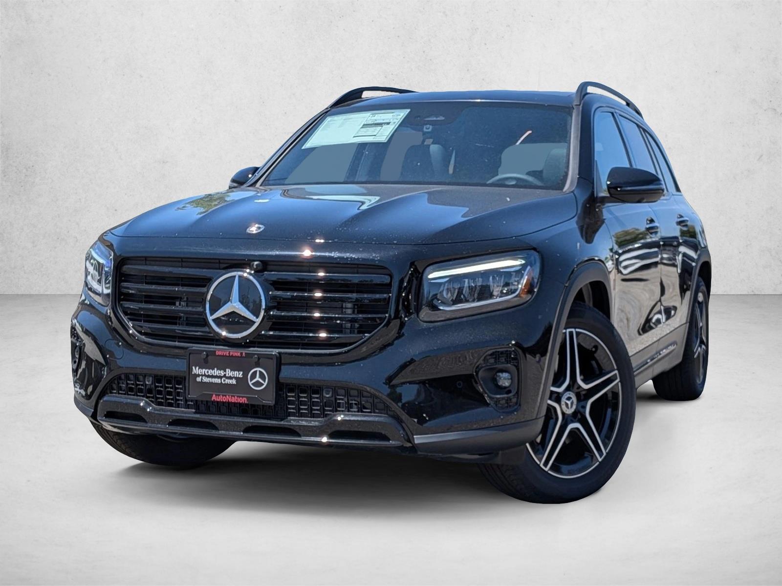 2026 Mercedes-Benz GLB GLB 250's photo