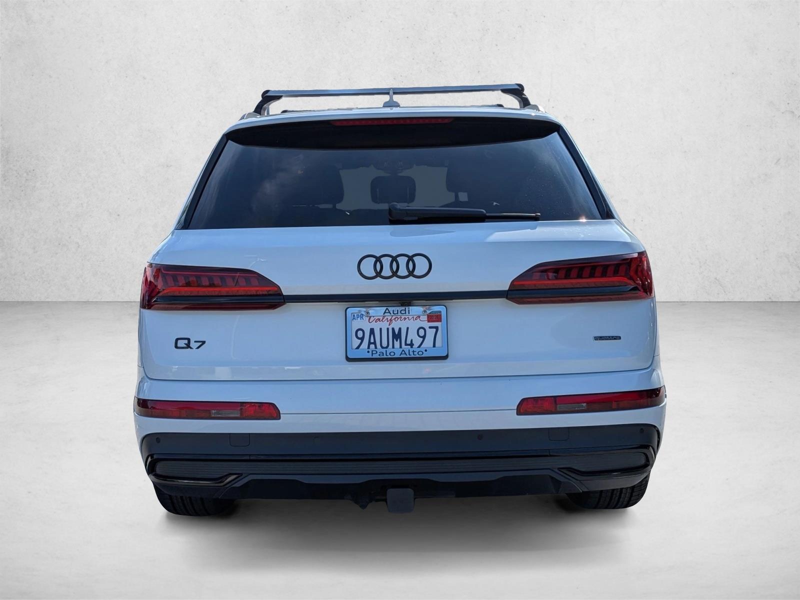 2022 Audi Q7 55 Premium photo 6