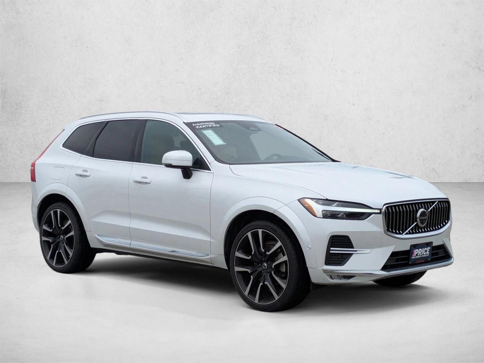 2022 Volvo XC60 Inscription photo 2