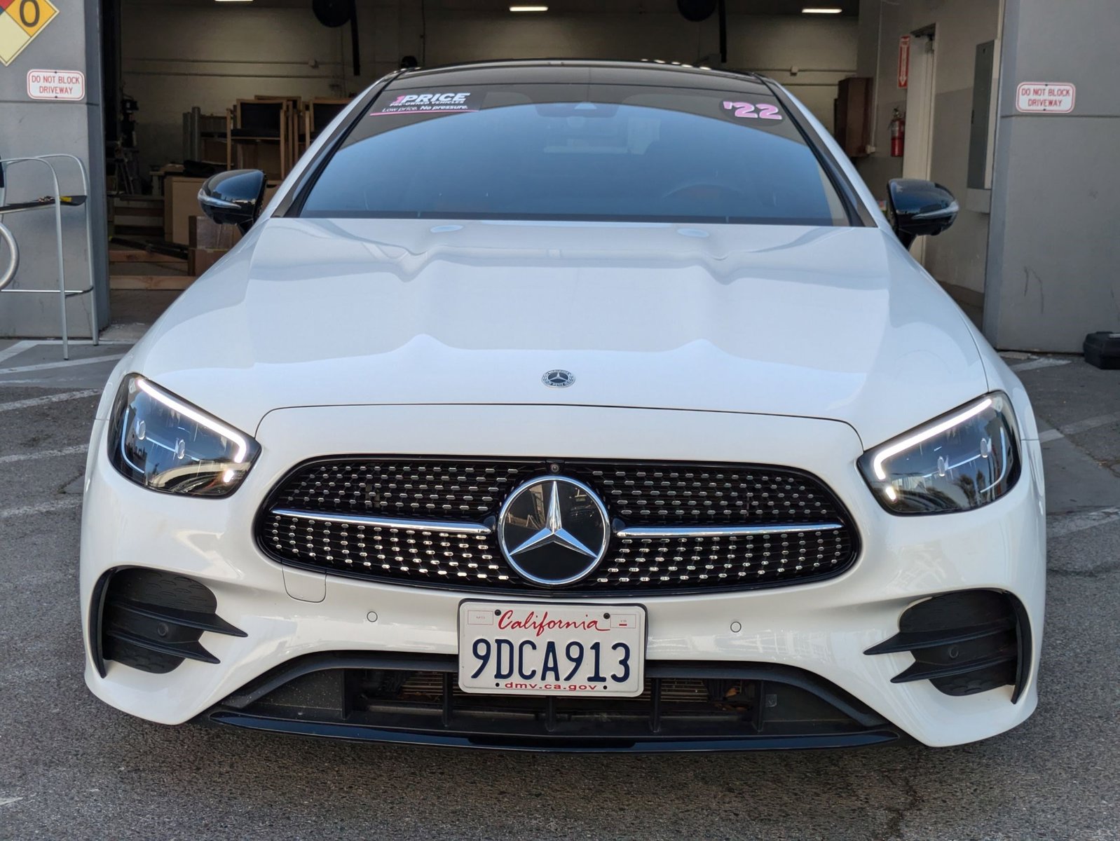 2022 Mercedes Benz E 450 Coupe photo 2