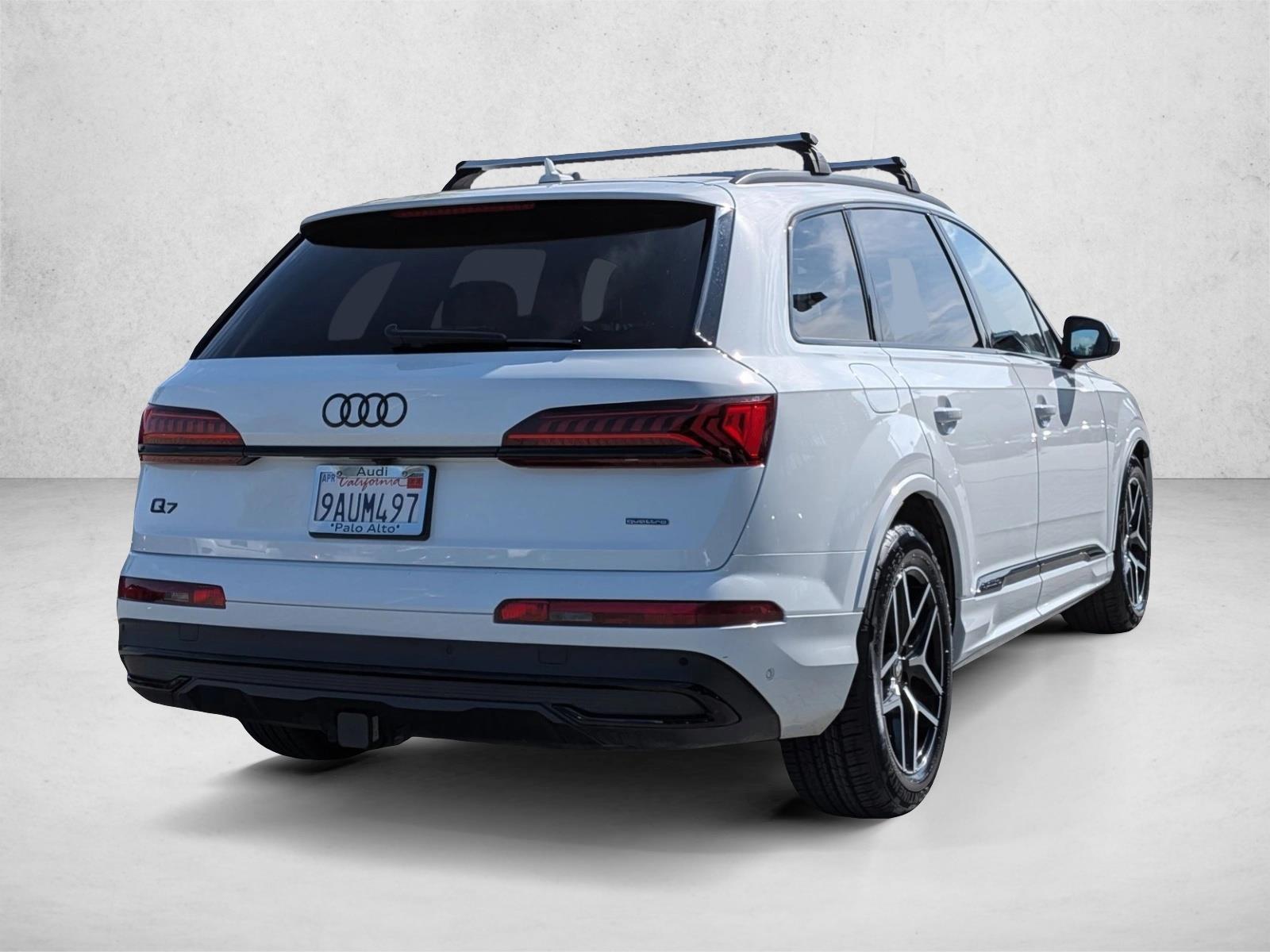 2022 Audi Q7 55 Premium photo 4