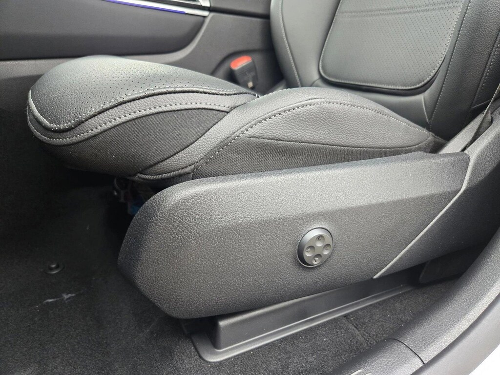 New 2026 Mercedes-Benz GLC 300 GLC 300 SUV SUV