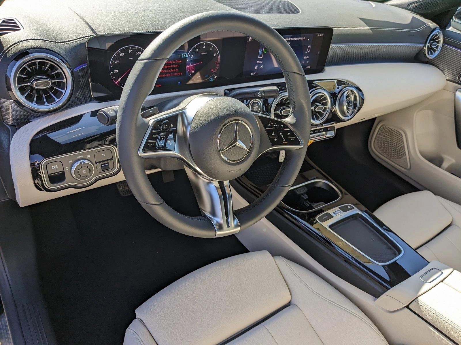 2025 Mercedes Benz CLA 250 photo 3