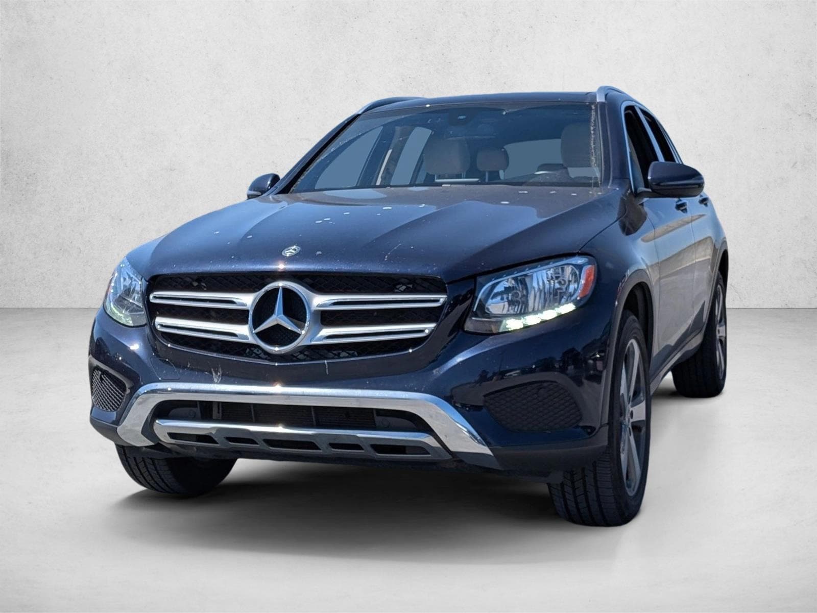 2018 Mercedes-Benz GLC GLC300's photo