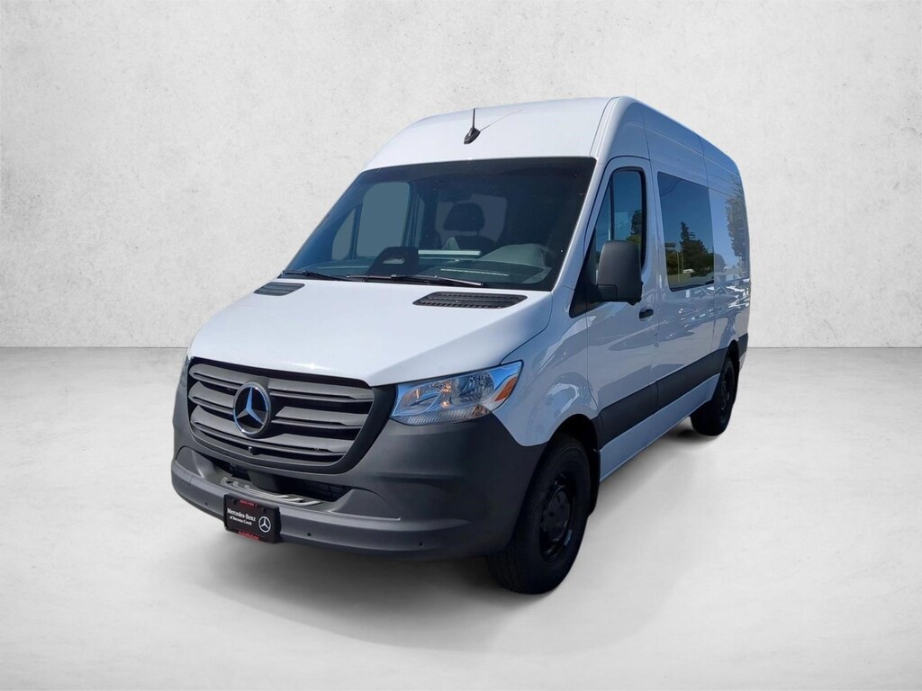 New 2026 Mercedes-Benz Sprinter Cargo Van 2500 Standard Roof I4 Diesel 144" RWD Van Cargo Van