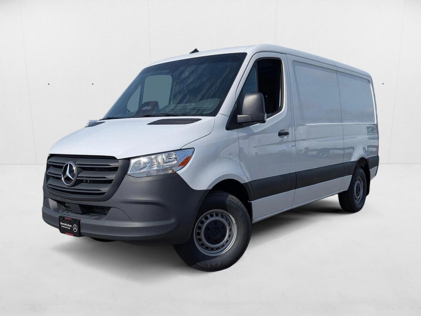 2025 Mercedes-Benz Sprinter Cargo Van Base's photo