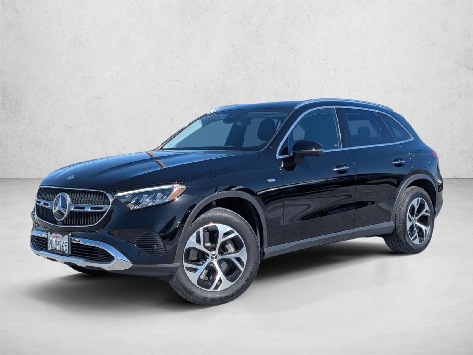 2025 Mercedes-Benz GLC